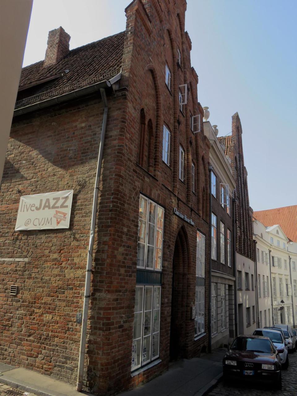 Altstadt-Hostel Cvjm Lubeck Bagian luar foto